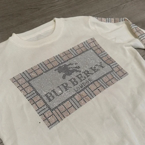 Burberry rhinestone sweater - Picture 2 of 2